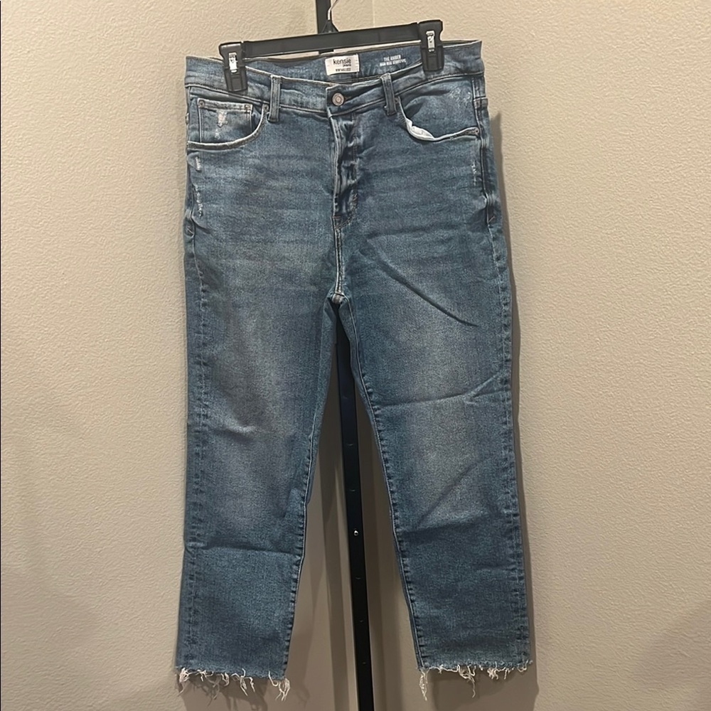 Kensie Blue Ankle high rise Cropped Jeans with Distressed Hem
